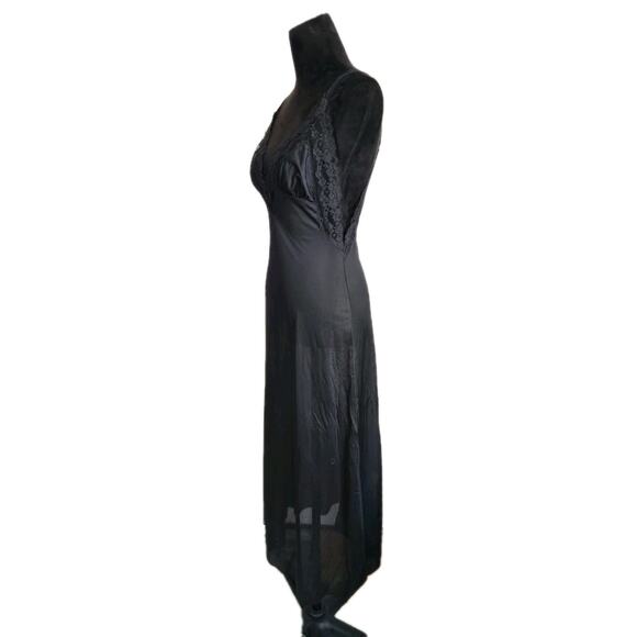 Vintage Women's Unbranded Black Nylon Lace Nightgown Slip Dress Black Size Small - Picture 2 of 7